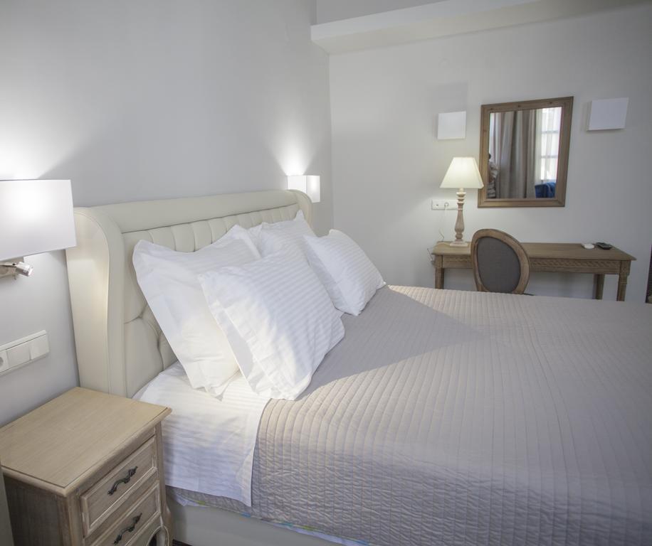 Onar Superior Suites Rethymno Exteriör bild